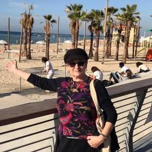 Meet your Posher, Lisa